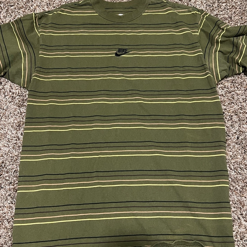 Nike Tee